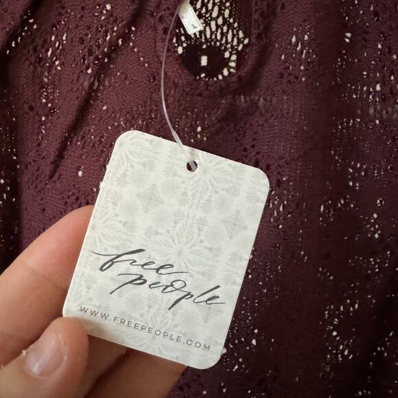 Free People NWT Purple Lace Slim Relaxed Hip Length High Neckline Keyhole Tank - Picture 9 of 10